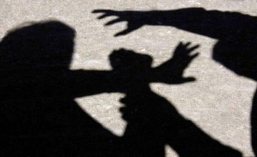 Охриѓанец физички нападнат во зграда