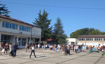 Започнува новата учебна година за 245 илјади ученици, односно 177.800 основци и 67.200 средношколци
