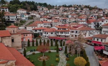 Oсмомартовски концерт на „Охридско лето“ со гитаристот Дејан Милевски