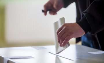 За претседателските избори во Охрид пријавени за гласање околу 170, во Дебрца 22 болни и изнемоштени лица