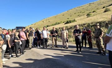 Јанев на планинарски марш на Галичица: Охридскиот регион и Македонија заслужуваат достапен безбедносен систем