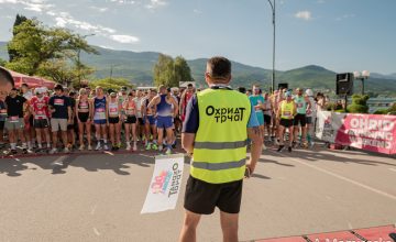 Фото галерија од Охрид трчаТ 2026: Еден град, 10 години успешна спортска приказна и илјадници насмевки